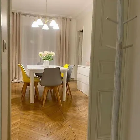 Haussmannien, Pres Arc Triomphe شقة باريس